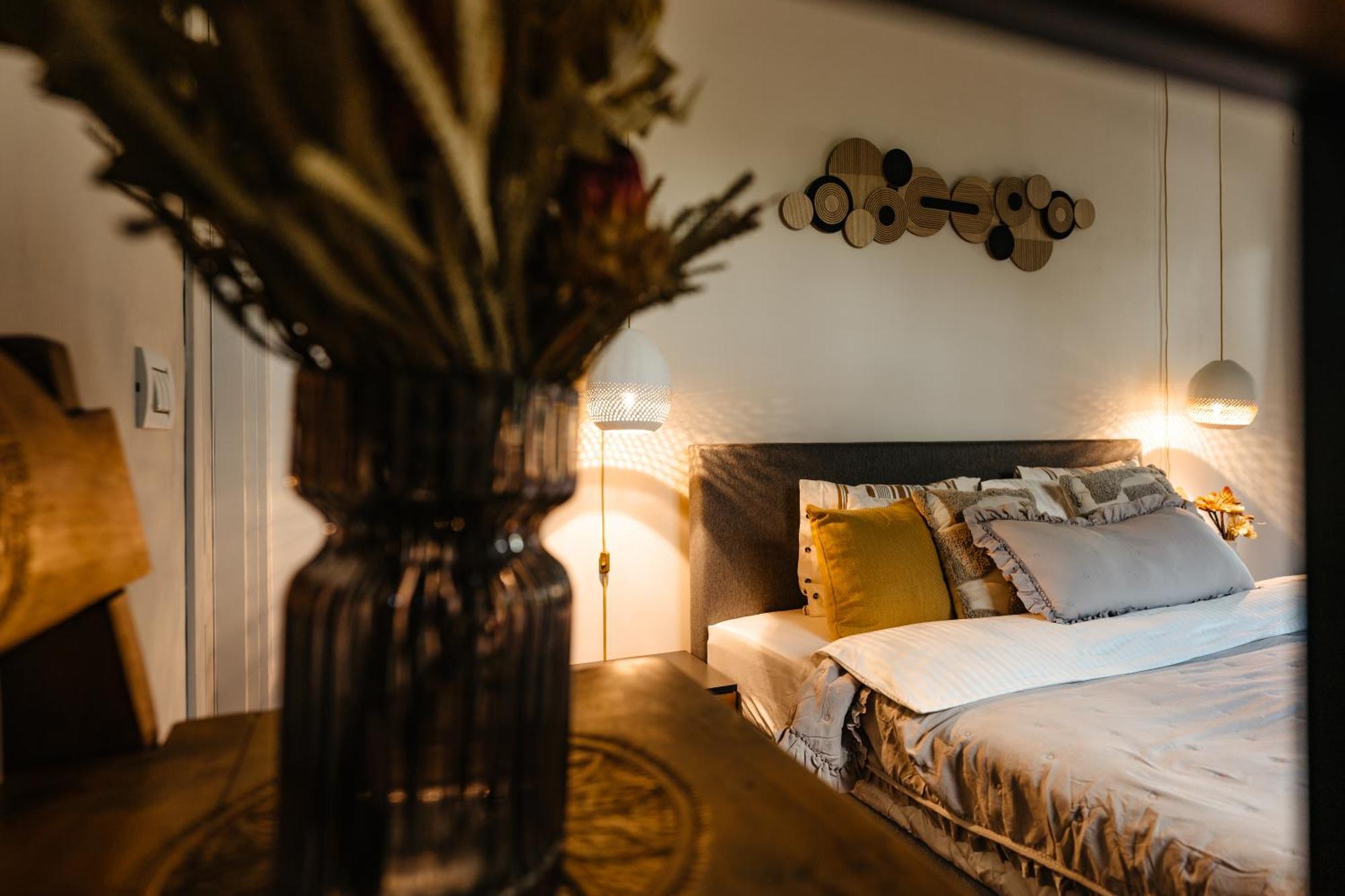 The Tribe Alpaca Retreat Hotel Branesti Ngoại thất bức ảnh